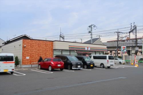 セブンイレブン八王子長沼北野店800m