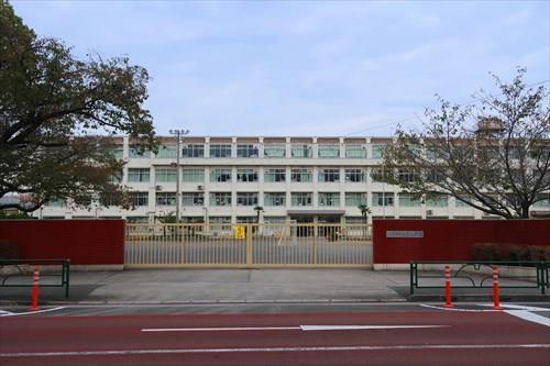八王子市立長沼小学校690m