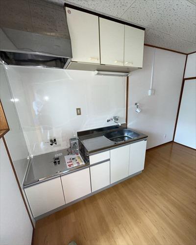 102号室キッチン