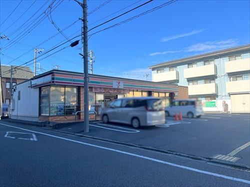 セブンイレブン相模原西橋本2丁目330m