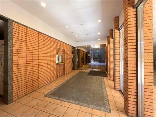 エントランスロビー