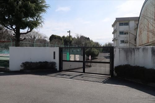 八王子市立楢原小学校680m