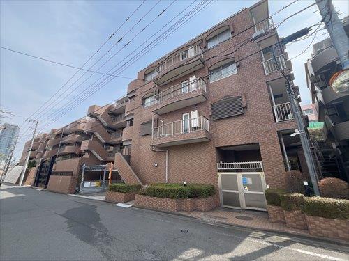 マンション外観(2026年3月撮影)