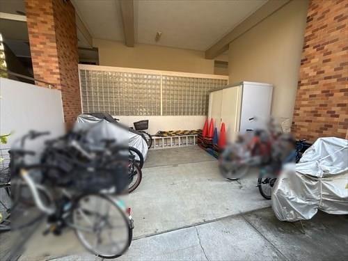 駐輪場