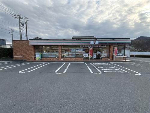 セブンイレブン相模原津久井三ヶ木店