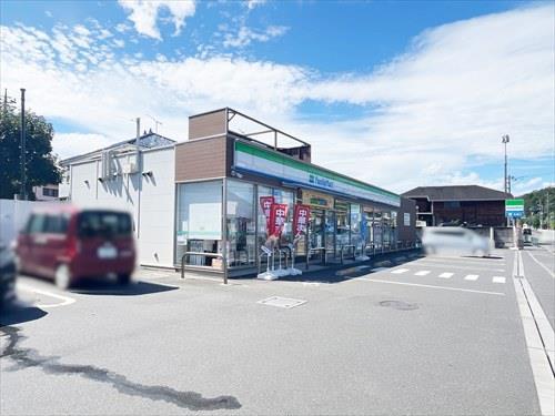 ファミリーマート八王子川口町店1180m