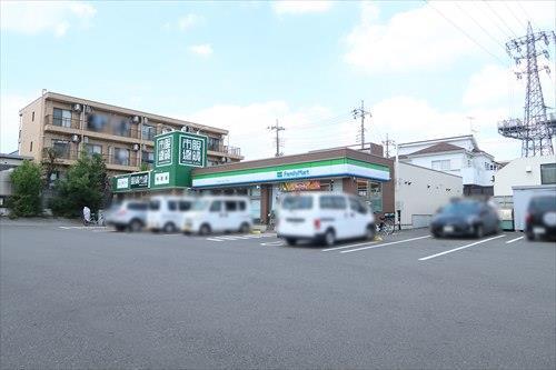 ファミリーマートめじろ台二丁目店310ｍ