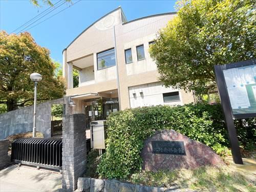 北野南部会館地区図書室(550m)