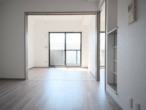 D 約6.7帖/洋室 約4.9帖