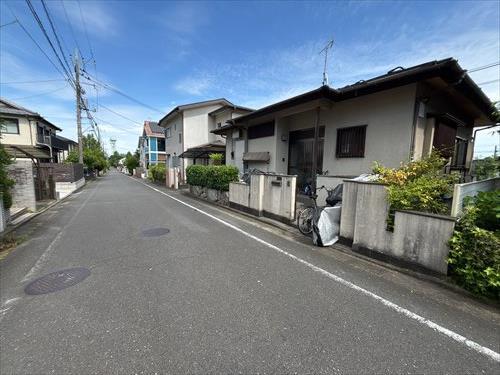 北側前面道路