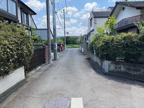 北東側道路