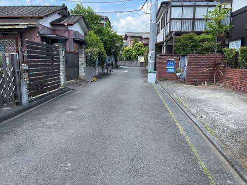 北東側道路