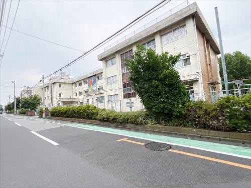 蕨市立東小学校(610m)