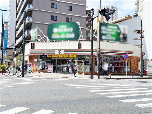 セブンイレブン八王子八日町720ｍ