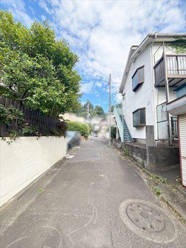 北側前面道路