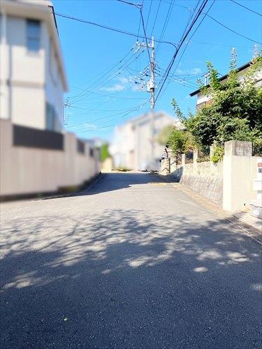 南側前面道路
