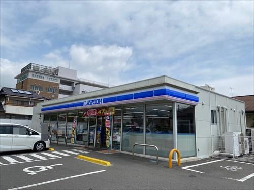 ローソン廿日市市役所前店まで530ｍ