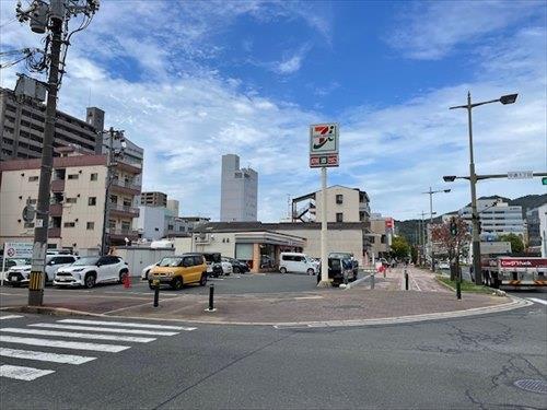 セブンイレブン呉中通1丁目店