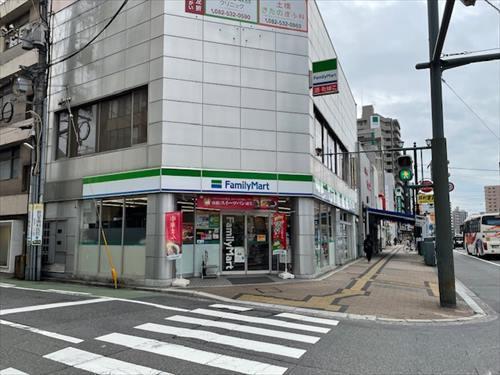 ファミリーマート広島土橋店