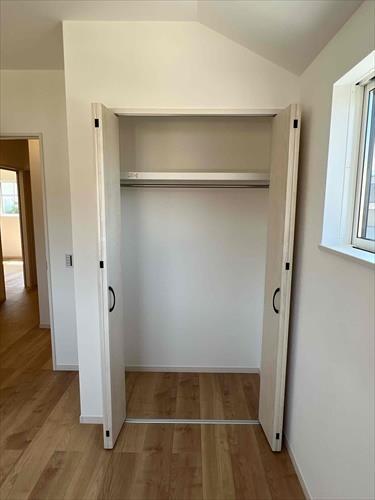 洋室10帖の収納