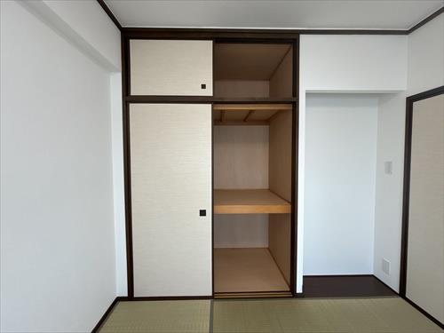 和室約6.0帖　収納