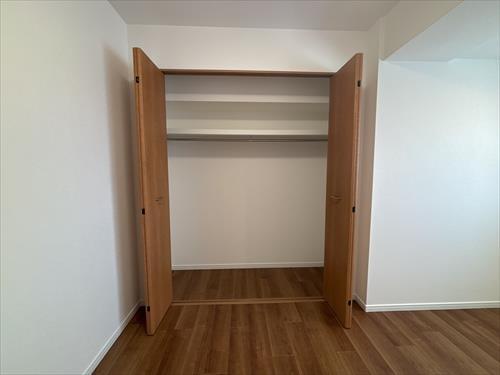 洋室約5.5帖　収納