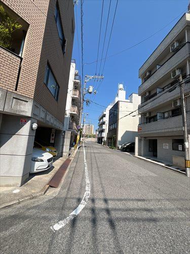 前面通路（2025年6月撮影）