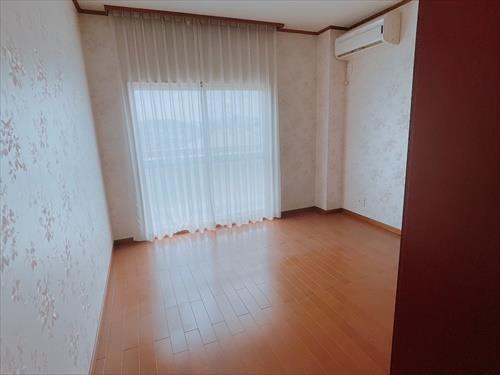 2階洋室7帖　西側