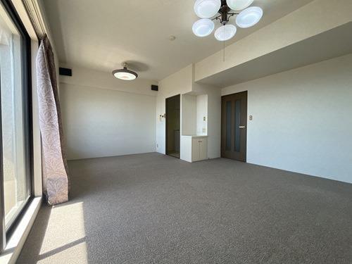 リビング・ダイニング：約12.8帖