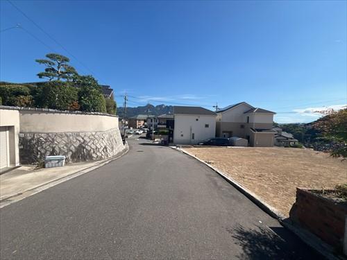 前面通路（2025年9月撮影）