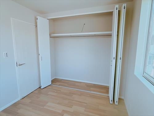 3階洋室4.5帖収納