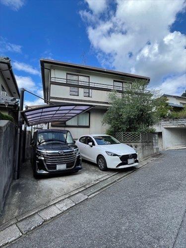 外観(駐車スペース側)