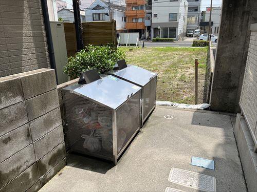 敷地内ゴミ置き場