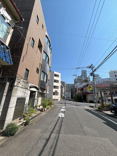 前面通路（2025年6月撮影）