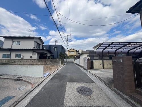 前面道路（南側より撮影）