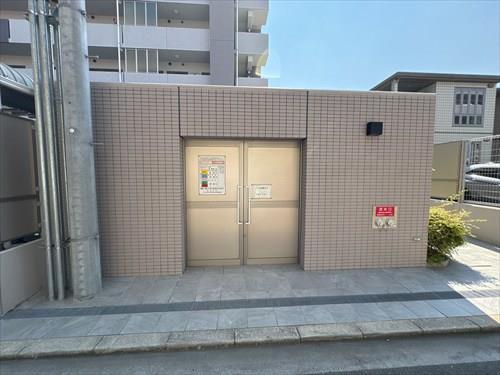 ゴミ捨て場
