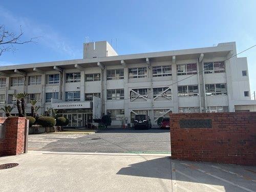 広島市立五日市東小学校：徒歩1分／80m