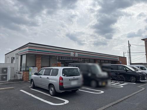 セブンイレブン広島草津梅が台店