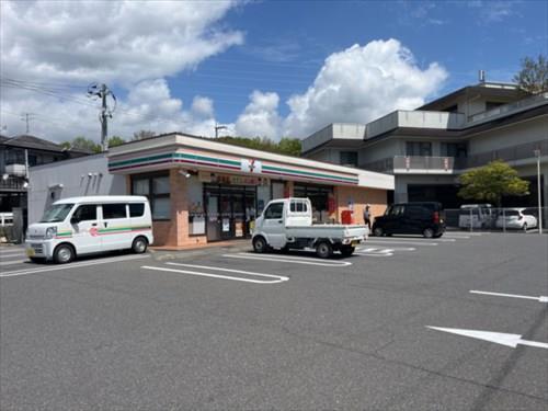 セブンイレブン廿日市陽光台店720m