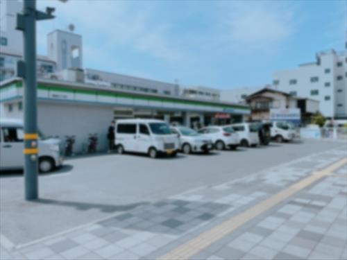 ファミリーマート南観音三丁目店440ｍ