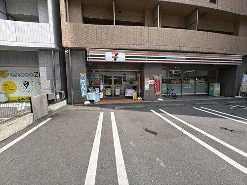 セブンイレブン広島宝町南店まで80ｍ