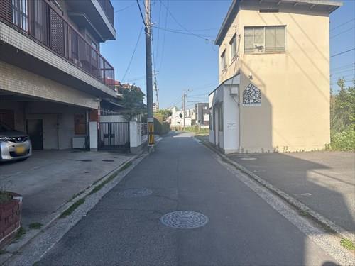 前面道路（2026年4月撮影）