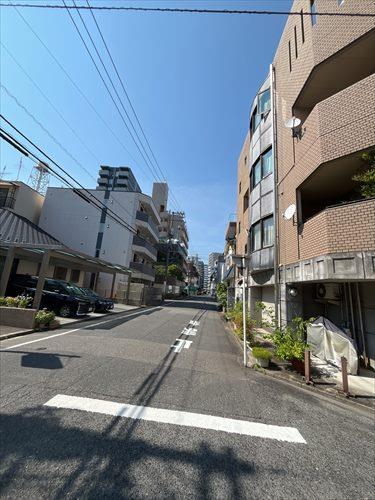 前面道路（2026年3月撮影）