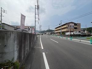 前面道路（2026年7月撮影）