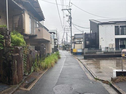 前面道路（2026年6月撮影）