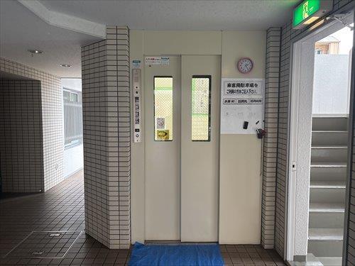 エレベーター