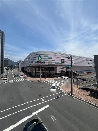 ラクア緑井まで1470m