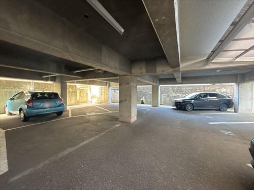 敷地内駐車場②