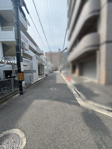 前面道路（北東側）