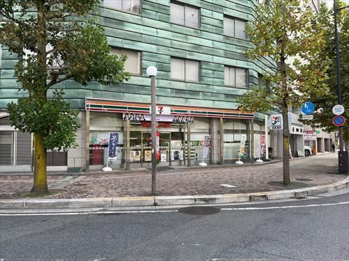 セブンイレブン広島宝町店